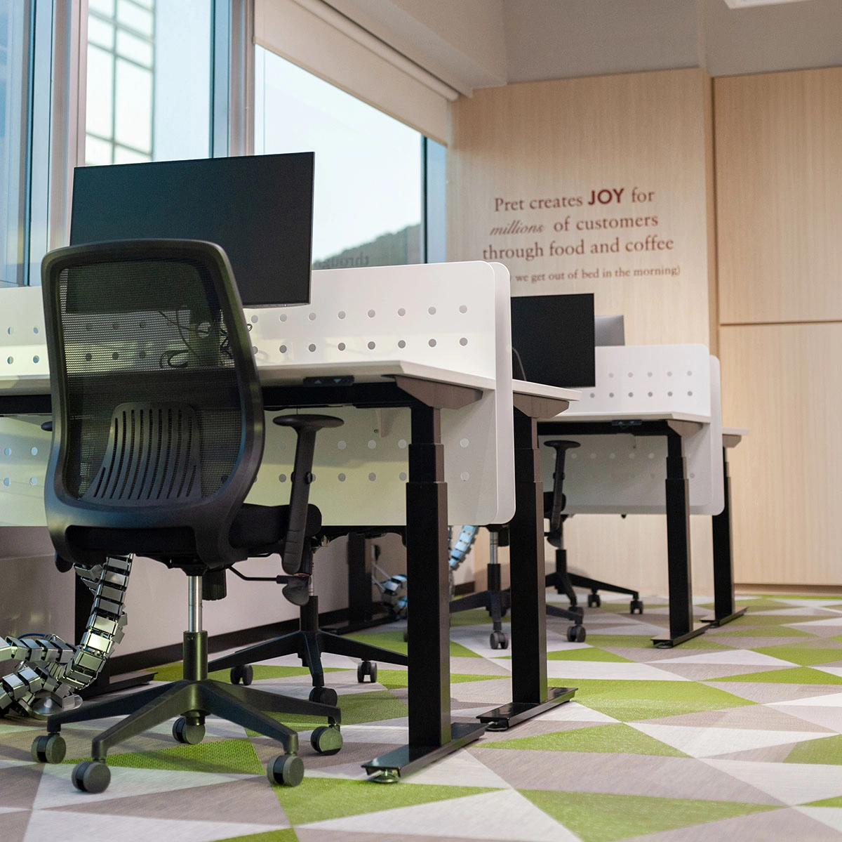 6 - Pret A Manger Office, Hong Kong-1784807446400